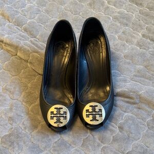 Tory Burch Black Platform Size 7.5